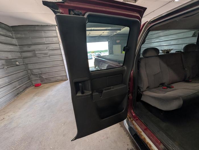 2006 gmc sierra-1500 sl-ext.-cab-4wd with 169458 miles for sale near elk-river, minnesota 2ea96c717cfa485c95c97ab0ce5e9ff9.jpg