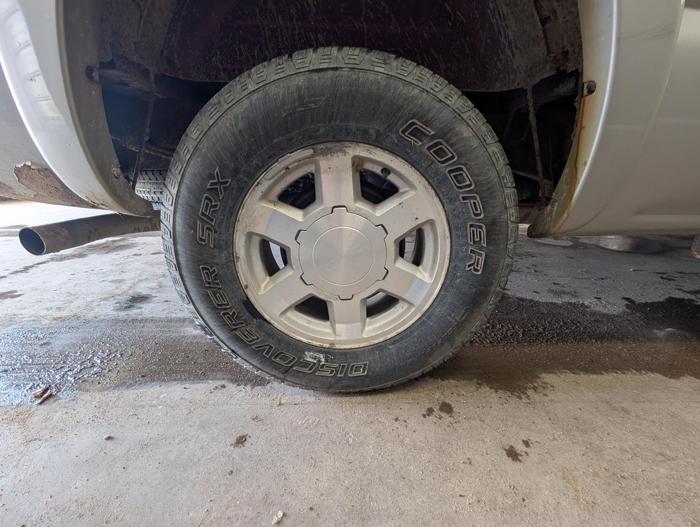 2006 gmc sierra-1500 sl-ext.-cab-4wd with 169458 miles for sale near elk-river, minnesota 2ee5470d808d4b0fb4dc6fc3bbb06cd5.jpg