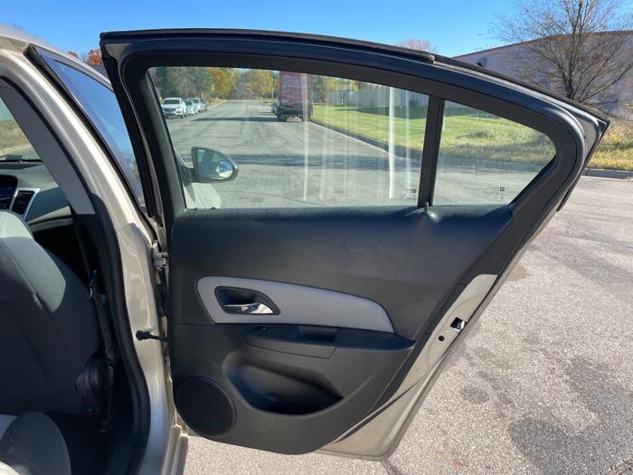 2014 chevrolet cruze ls-auto with 92945 miles for sale near elk-river, minnesota 2f0b9131cb564e02a52873fd4c9e08b4.jpeg