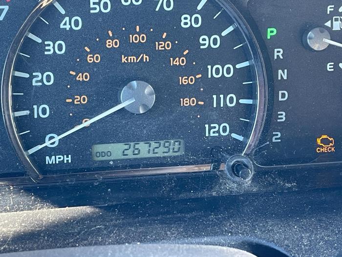 2005 toyota sequoia limited with 267290 miles for sale near elk-river, minnesota 2f12896b3b02415aac850b07f69221d9.jpg