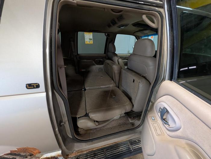 1999 chevrolet suburban k1500-4wd with 225203 miles for sale near elk-river, minnesota 2f16f858440c4fcf8b6589c82e3f1659.jpg