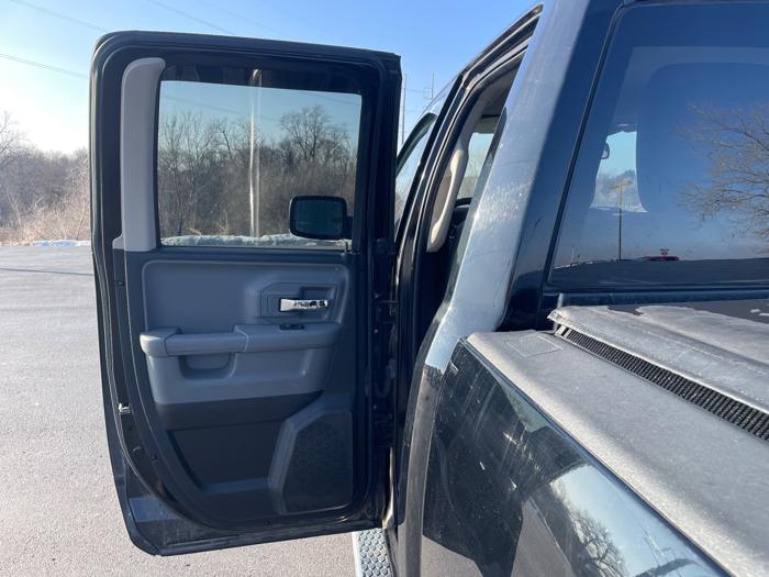 2013 ram 1500 slt-quad-cab-4wd with 265972 miles for sale near clearwater, minnesota 2f3b4c4696d04552866578b2f0fc25f4.jpeg