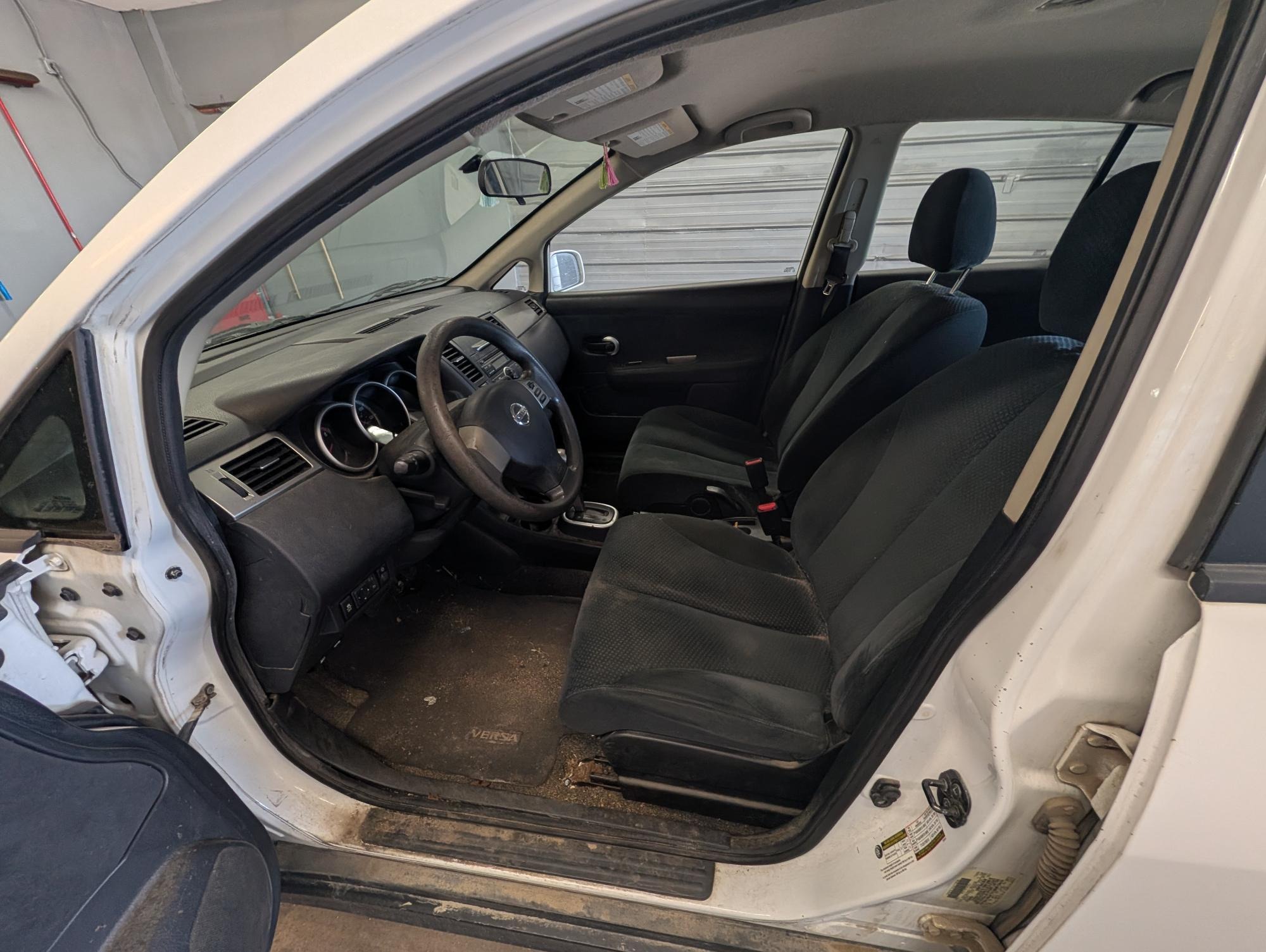 2012 nissan versa 1.8-sl-hatchback with 235732 miles for sale near elk-river, minnesota 2f45dba782ae4f2a93d1160e9faefeff.jpg