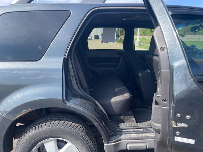 2009 ford escape xlt-fwd-v6 with 167177 miles for sale near rochester, minnesota 2f534564eed6434eb619d49eda289fed.jpeg
