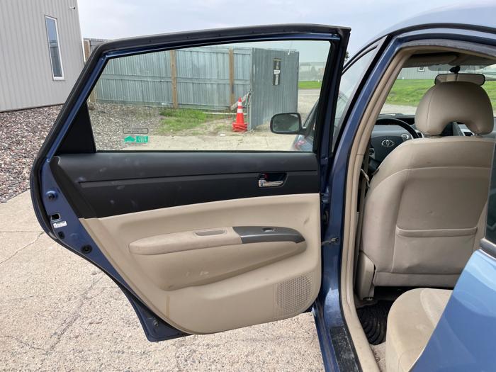 2005 toyota prius 4-door-liftback with 172513 miles for sale near elk-river, minnesota 2f74a14f821c40afa17e380ed09747de.jpeg