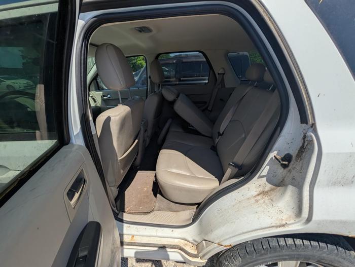 2008 mercury mariner v6-4wd with 165493 miles for sale near elk-river, minnesota 2f77a1885b8a44e695785da102ae76d1.jpg