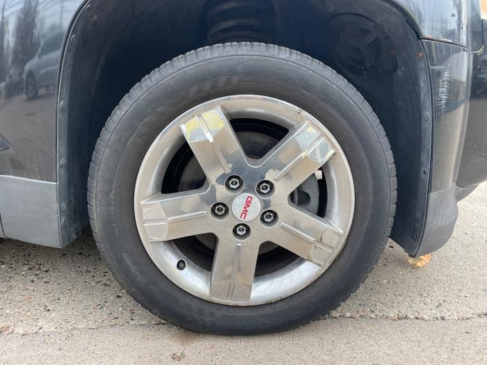 2013 gmc terrain sle2-awd with 124871 miles for sale near saint-paul, minnesota 2f97580cb6e14e0cb4e890c5664b6bd3.jpeg