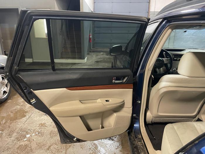 2011 subaru outback 2.5i-premium with 308138 miles for sale near elk-river, minnesota 2fcf72de0feb42babd1f94cc27e914f2.jpg