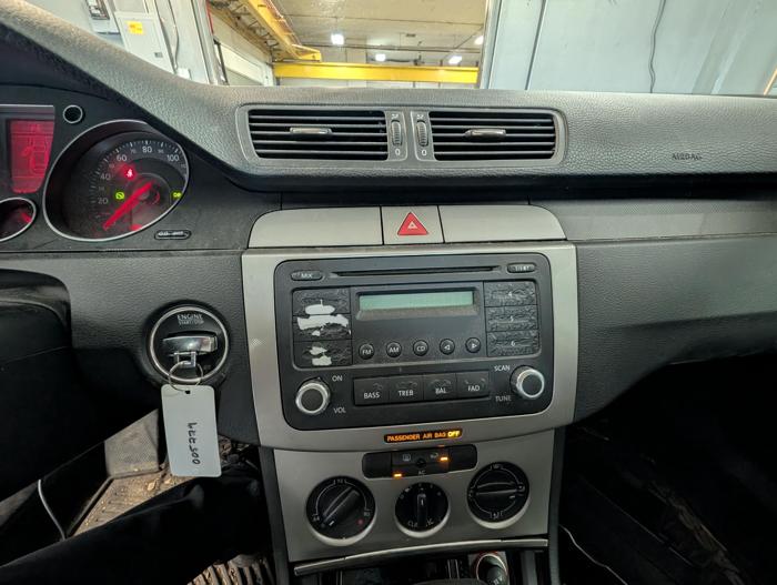 2007 volkswagen passat-wagon base with 92747 miles for sale near elk-river, minnesota 2fd1d63b09ee44f4add8c180b3673f34.jpg