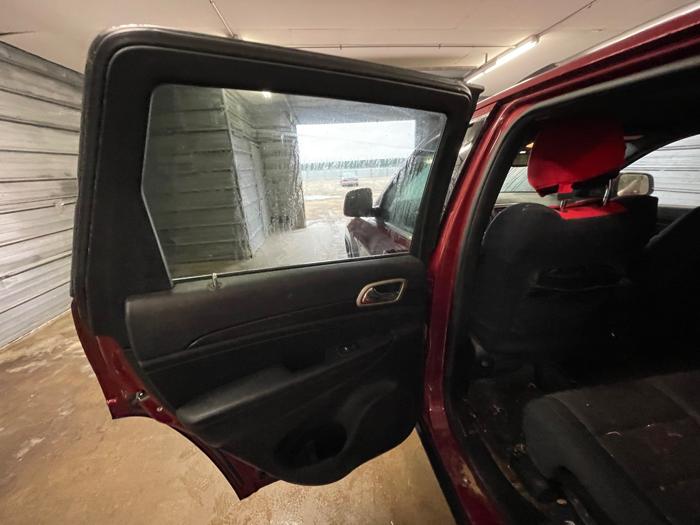 2014 jeep grand-cherokee laredo-4wd with 201233 miles for sale near elk-river, minnesota 2fd9a15772fb4b7cb7a6a99e17c7519c.jpeg