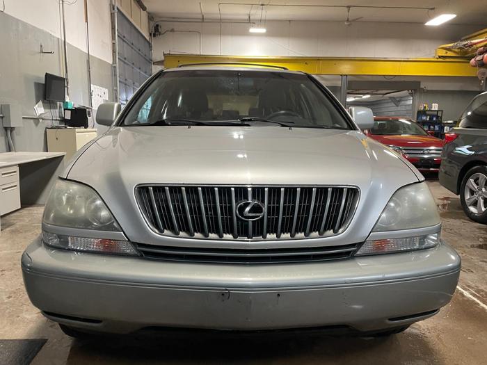1999 lexus rx 300 with 184877 miles for sale near elk-river, minnesota 300220e70d744fbebb97cf0d94a33c32.jpg