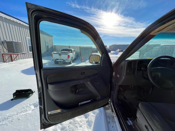 2003 chevrolet silverado-2500hd ext with 106586 miles for sale near elk-river, minnesota 300a3a2101f549d093c5c9009f56cdcf.jpeg