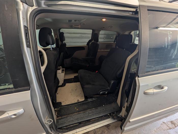 2011 dodge grand-caravan mainstreet with 214928 miles for sale near elk-river, minnesota 30305400d52b467da934c7f6123313fe.jpg