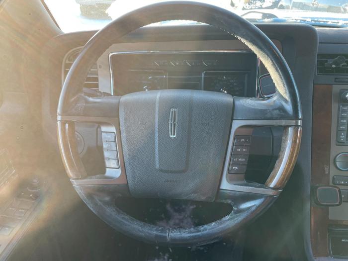 2011 lincoln navigator l with 218229 miles for sale near elk-river, minnesota 30540366988840a09d8ebf8e23090dec.jpg