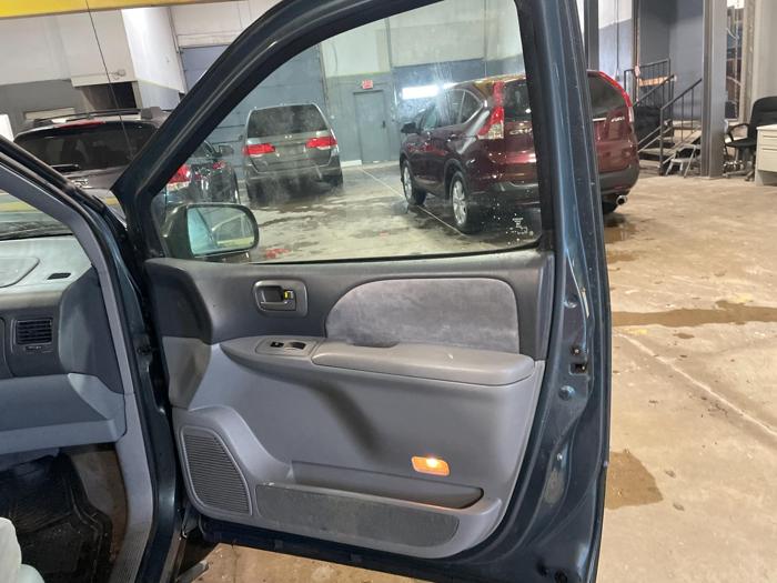 2001 toyota sienna le with 169382 miles for sale near elk-river, minnesota 306a5fc9c5564dfe8ddd3b7fa00eb616.jpg