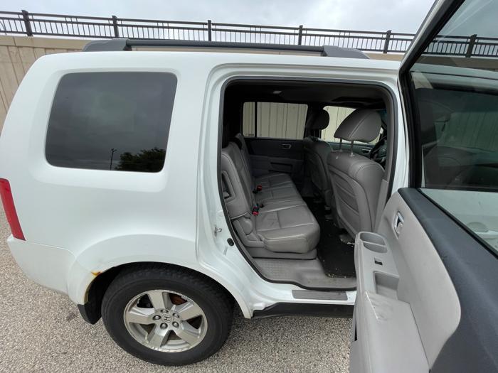 2009 honda pilot ex-l-4wd with 269405 miles for sale near burnsville, minnesota 30728fd30977447ebe5599238dbaf60d.jpeg