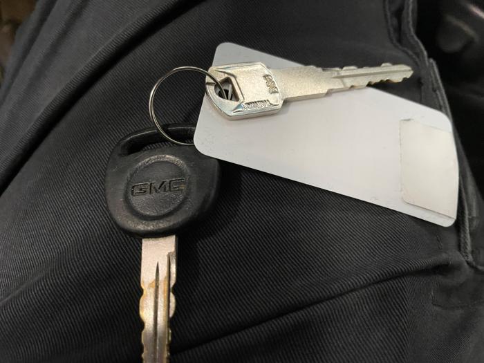 2002 chevrolet express 1500-cargo with 207977 miles for sale near elk-river, minnesota 30829742254d460888ed755c404705ce.jpeg