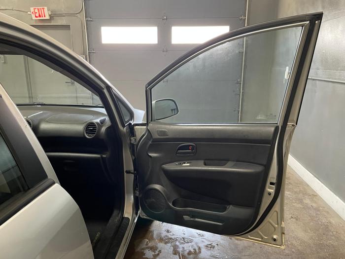 2009 Kia Rondo