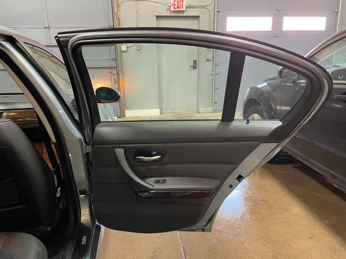2006 bmw 3-series 325xi-sedan with 99662 miles for sale near elk-river, minnesota 30890a4bb82a4ee4be3bd260a3210712.jpg