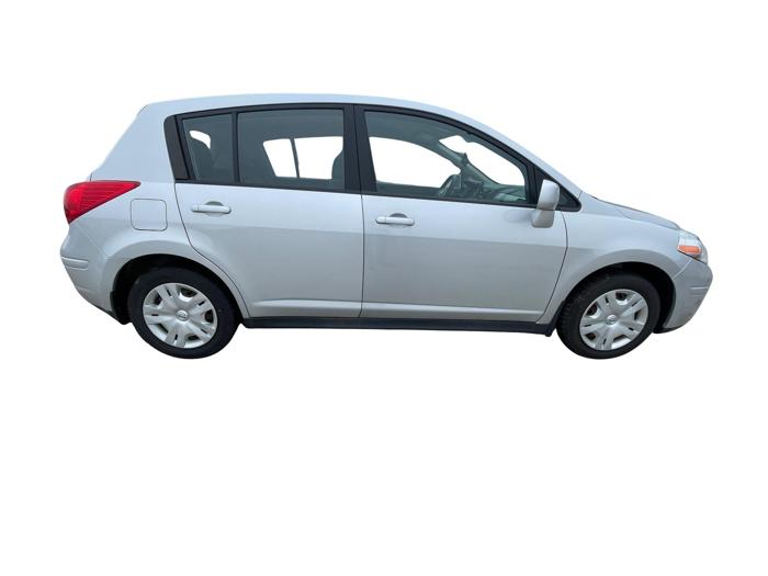 2012 nissan versa 1.8-sl-hatchback for sale near elk-river, minnesota 309a529c8f2d4d7890d1a5541e1ba0d5.jpg