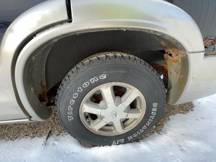 2000 oldsmobile bravada 4d-suv-awd with 113933 miles for sale near elk-river, minnesota 30dfa799ede0420bb4250637cb59e521.jpeg