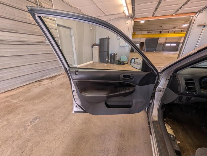 2002 honda civic lx-sedan with 190470 miles for sale near elk-river, minnesota 30f929b2646b4cba8d90a3f7bc4c8e14.jpg