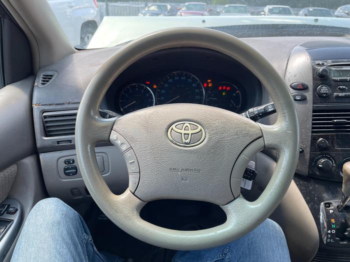 2009 Toyota Sienna