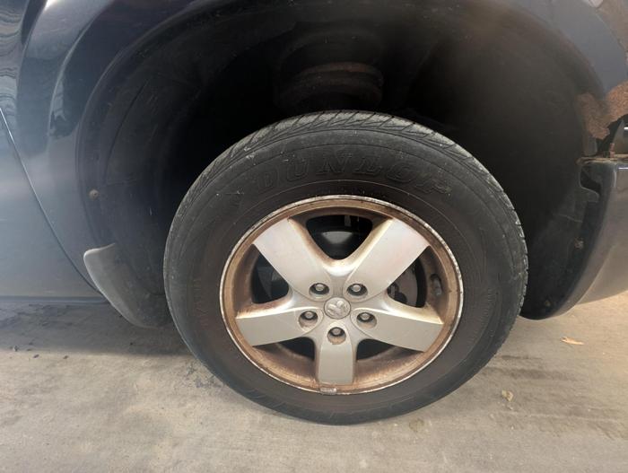 2005 dodge grand-caravan sxt with 85335 miles for sale near elk-river, minnesota 313aa07d22874db4b44cdaea13cd23e5.jpg