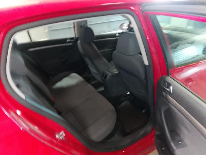 2008 volkswagen rabbit 4-door-s with 107607 miles for sale near elk-river, minnesota 31609c0541af4642b7bb7e29eaffd1b9.jpg