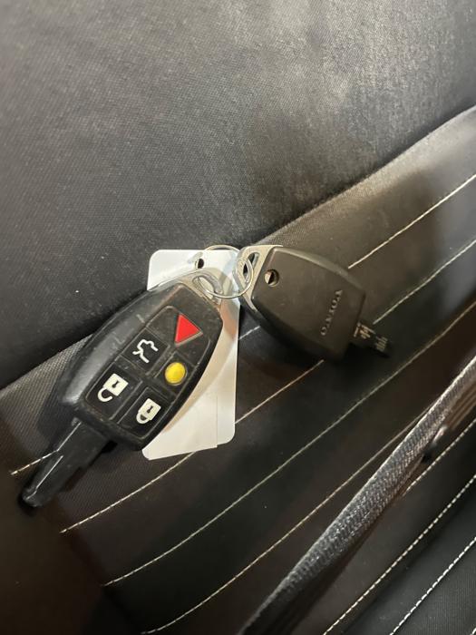 2007 volvo s40 2.4i with 170036 miles for sale near elk-river, minnesota 31697a66acdc4ccd8b9757e8f14931f5.jpeg