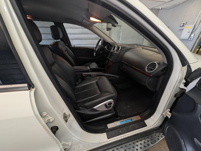 2007 mercedes-benz gl-class gl450 with 195899 miles for sale near elk-river, minnesota 316da18d69f34d67823bb6d7427a00c1.jpg