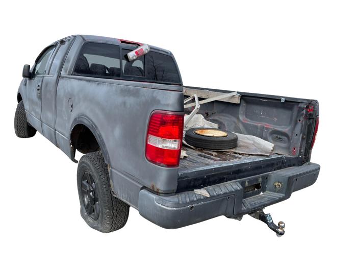 2004 ford f-150 xl with 243495 miles for sale near elk-river, minnesota 317dae50445a48eea11bc0bd22c23c0a.jpg