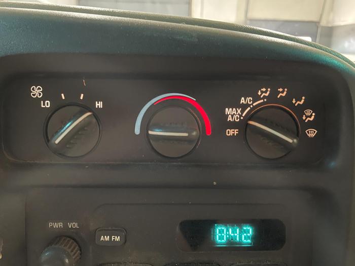 2002 Chevrolet Express