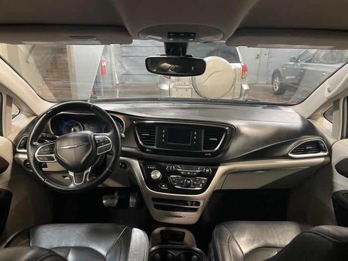 2017 chrysler pacifica touring-l with 146565 miles for sale near elk-river, minnesota 31aafc9abdf945038426c7641694897a.jpg
