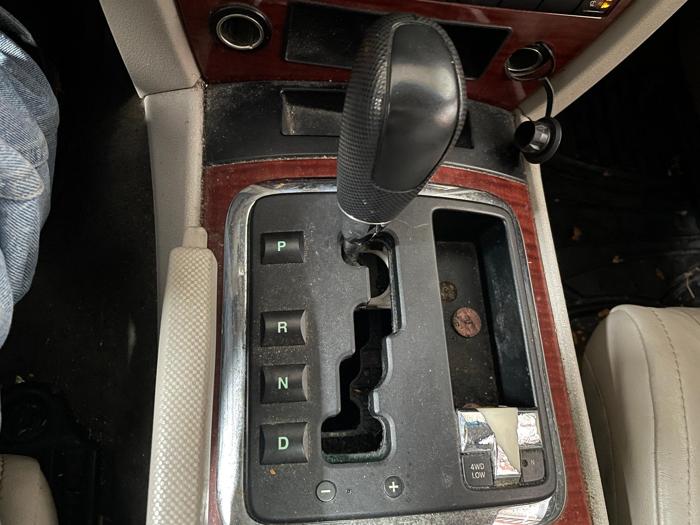 2005 jeep grand-cherokee limited with 207550 miles for sale near elk-river, minnesota 31b60f9e560a4678b8f965f15c045366.jpg