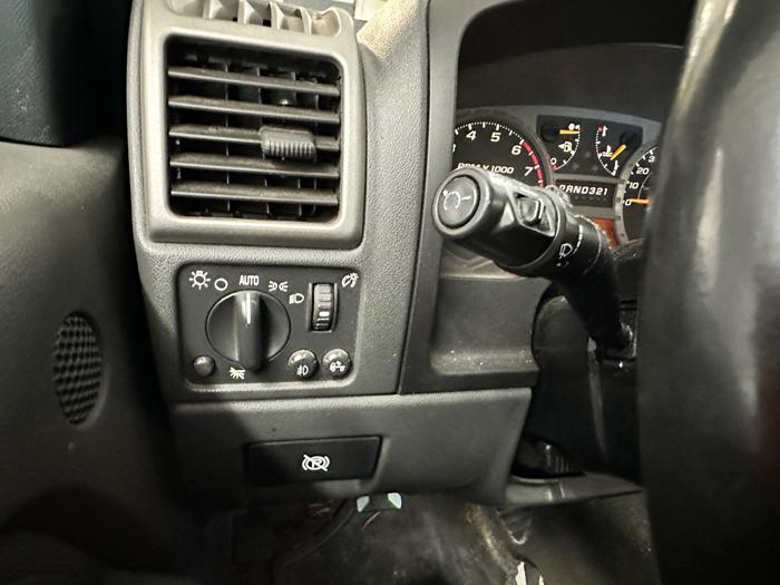 2005 chevrolet colorado z85-ext.-cab-4wd with 90401 miles for sale near elk-river, minnesota 31b8d25ee56a49698f8cafd09e64c357.jpeg