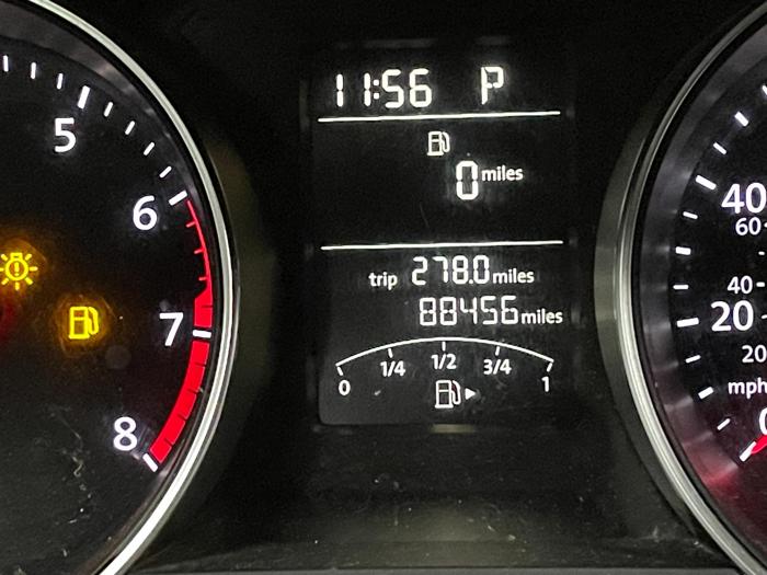 2015 volkswagen jetta se with 88456 miles for sale near elk-river, minnesota 31d2ab042bdd45259973653e90c7ad72.jpg