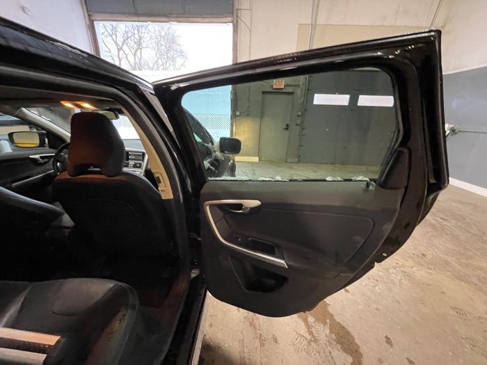 2011 volvo xc60 3.2 with 206105 miles for sale near elk-river, minnesota 31de7ac5ccef4240a42f0aa88d21205a.jpeg