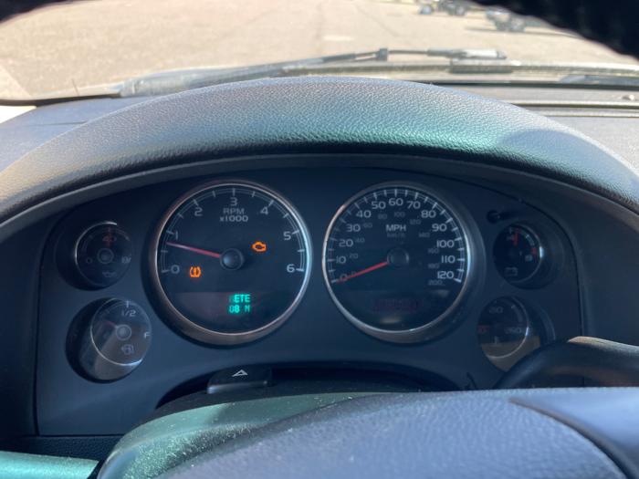 2007 chevrolet suburban ls-1500-4wd with 169908 miles for sale near mora, minnesota 322fc499854b408282157dbc1aa2374d.jpeg