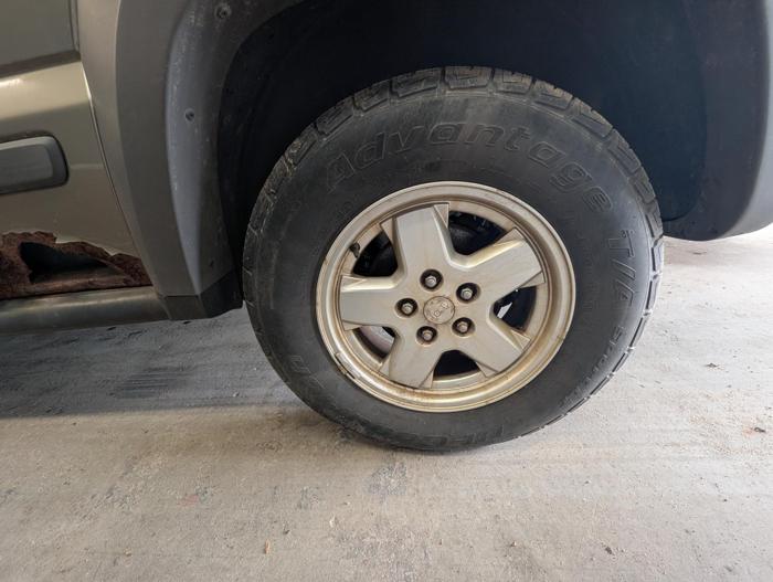 2007 jeep liberty sport-4wd with 124882 miles for sale near elk-river, minnesota 32468cc5c35a4202a088d9631c5ff35a.jpg