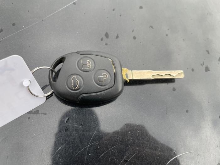 2011 ford fiesta se-sedan with 149024 miles for sale near elk-river, minnesota 3261f9008b0b46dda6533ae249a1ca93.jpeg