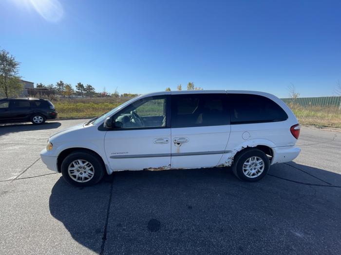 2001 dodge caravan-grand-caravan sport with 388015 miles for sale near elk-river, minnesota 3264a89eb4d542c2b312280f73b9e9a6.jpg