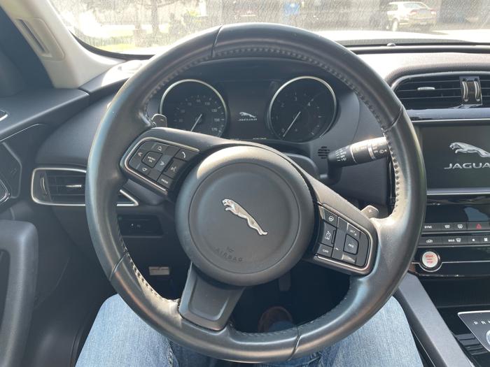 2017 jaguar f-pace 20d-prestige with 98437 miles for sale near burnsville, minnesota 32a6bac4b722497c9857ac6392989d84.jpeg