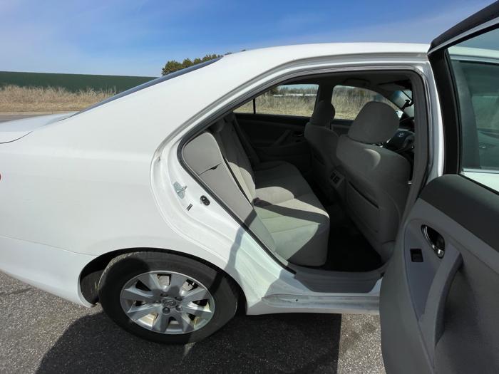 2007 toyota camry-hybrid sedan with 180284 miles for sale near elk-river, minnesota 32a77ae3d96c4c69b96543827ee7479d.jpeg