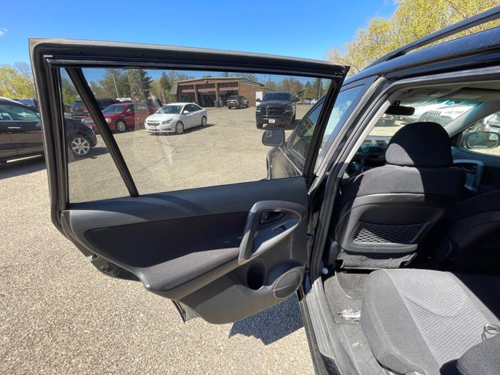 2007 toyota rav4 sport-v6-4wd with 134695 miles for sale near brainerd, minnesota 32b4f5a3049a4a5397789e8464608b4e.jpeg