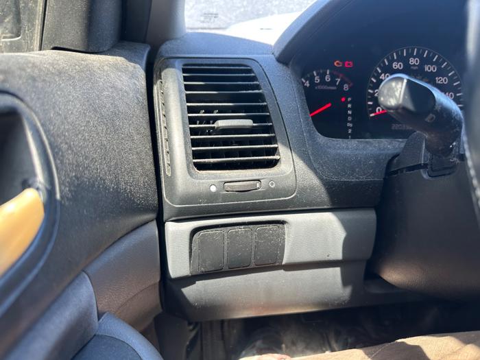 2005 honda accord lx-sedan-at with 220332 miles for sale near elk-river, minnesota 32ba2f61fde2431684b97773f2d23fa4.jpeg