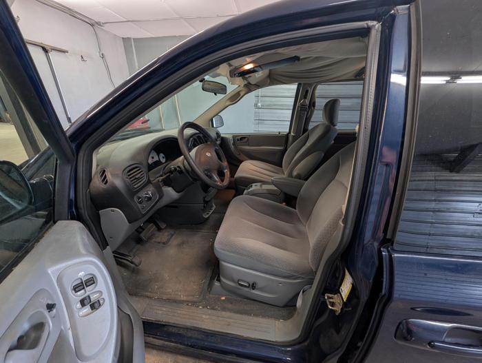 2005 dodge grand-caravan sxt with 85335 miles for sale near elk-river, minnesota 32d1538d93db4d91940435f55f78466d.jpg