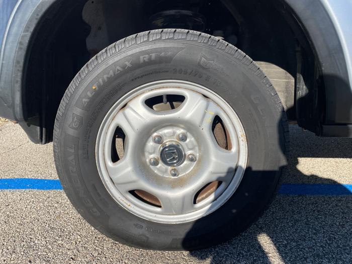 2003 honda cr-v lx-4wd-4-spd-at with 187107 miles for sale near rochester, minnesota 32e8af22752b40b3b6bc77c1fb44babc.jpeg