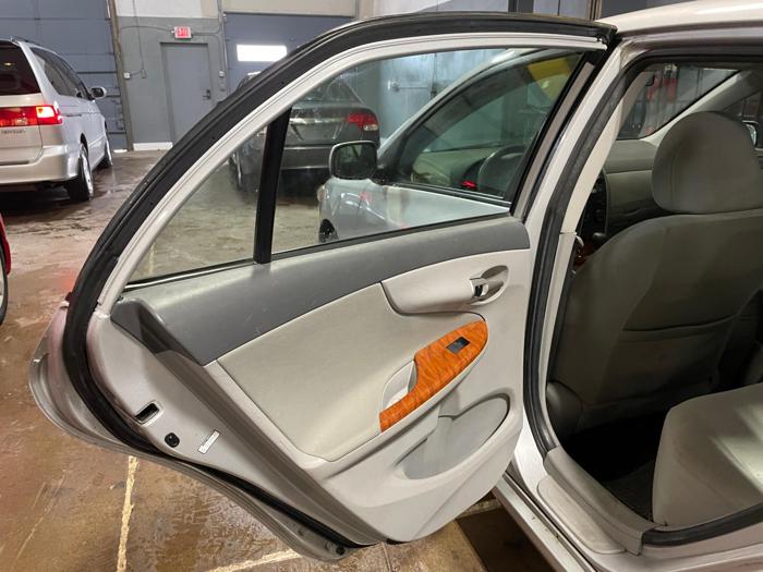 2009 toyota corolla base with 185582 miles for sale near elk-river, minnesota 32ec93bc19a04f5e8e16d863eb501b41.jpg