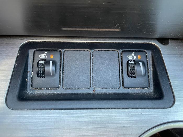2012 toyota camry se with 247401 miles for sale near elk-river, minnesota 32fab75baeb54b08a97b9162c45d6e9e.jpeg